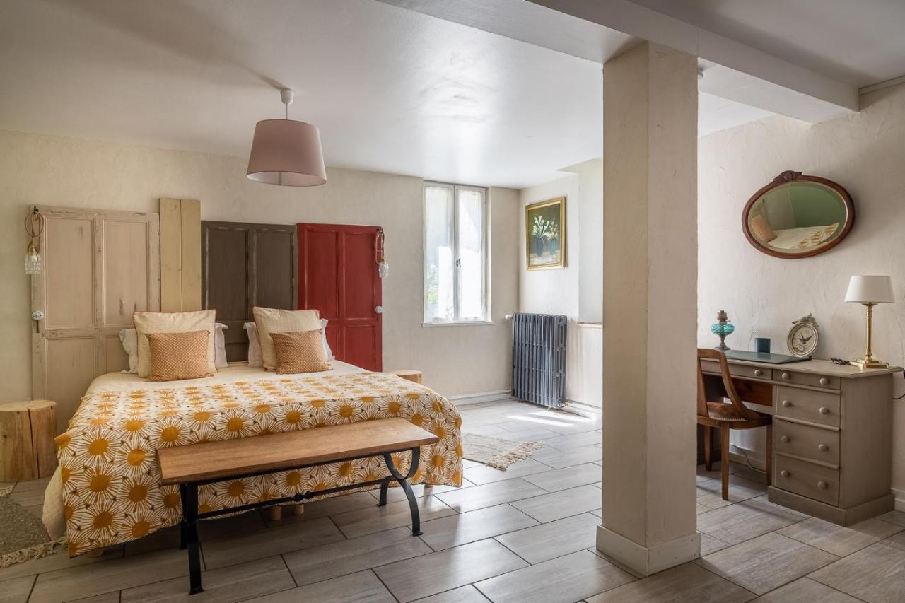 A La Lettre The Bed and Breakfast Molineuf Buitenkant foto