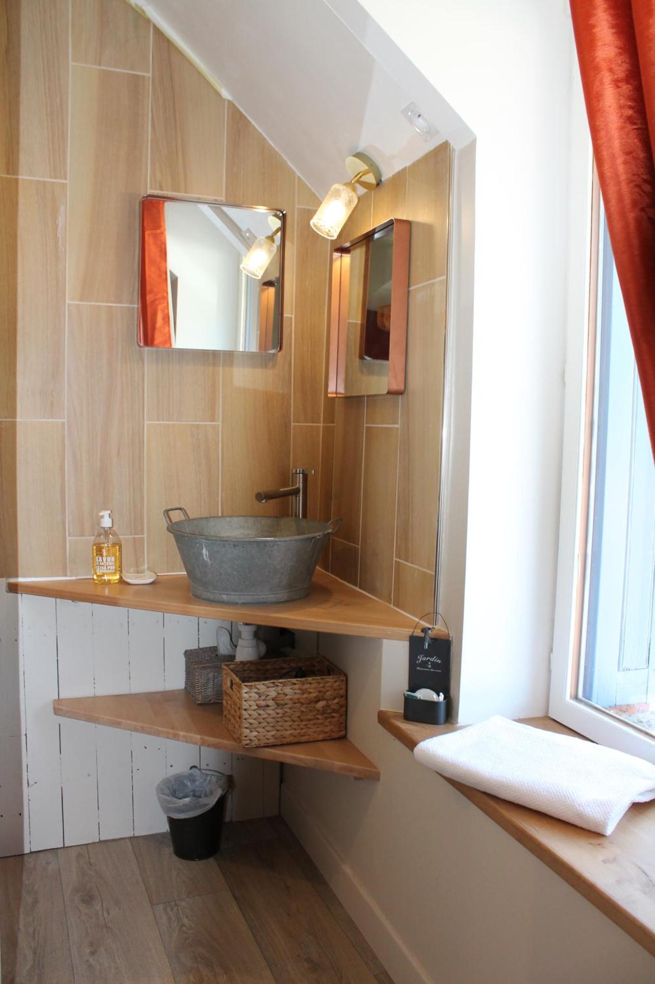 A La Lettre The Bed and Breakfast Molineuf Kamer foto